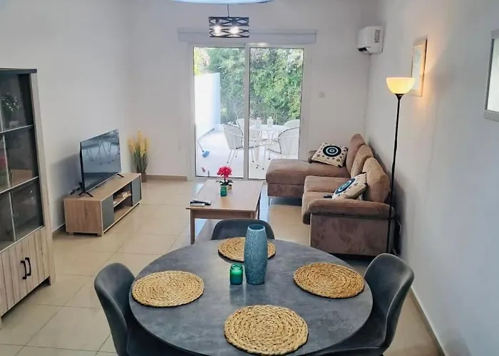 Blue Horizon Two-storey House Just 400 M From The Paphos