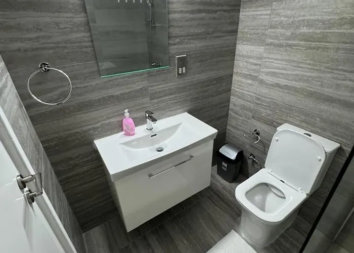 Сasa de vacaciones Blue Horizon Two-storey House Just 400 M From The Paphos